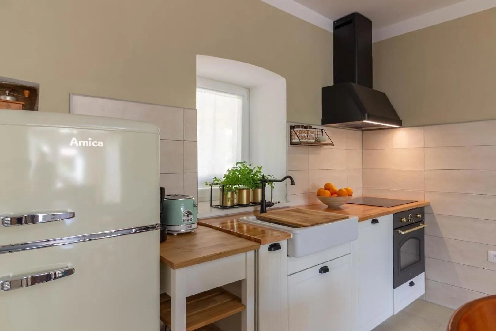 Ferienhaus Mit Privatpool Fuer 7 Personen Ca 160 Qm In Sveti Bartul, Istrien Bucht Von Rasa Labin  Holiday home