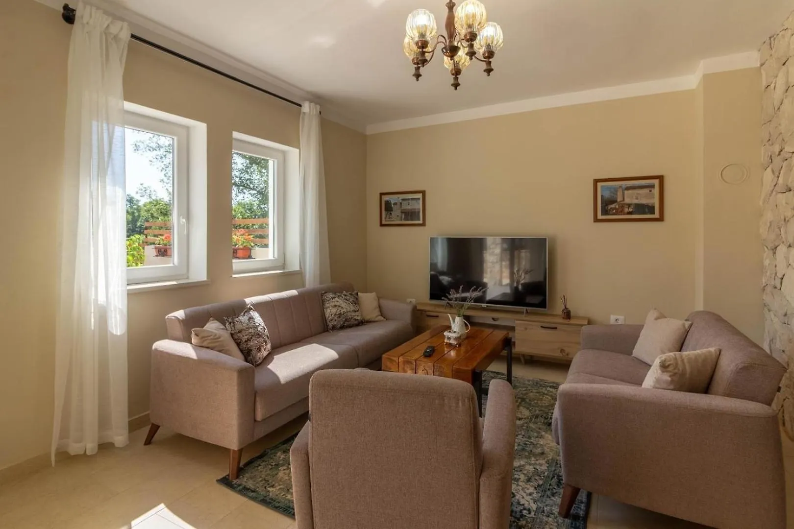 Ferienhaus Mit Privatpool Fuer 7 Personen Ca 160 Qm In Sveti Bartul, Istrien Bucht Von Rasa Labin  Holiday home Labin (Istria)