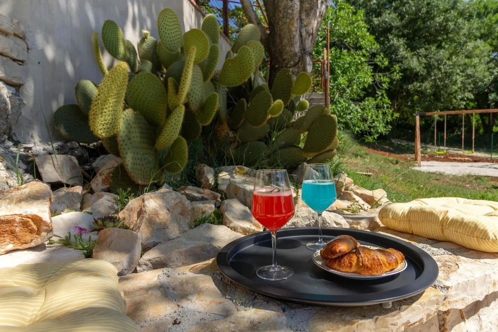 Ferienhaus Mit Privatpool Fuer 7 Personen Ca 160 Qm In Sveti Bartul, Istrien Bucht Von Rasa Labin  Holiday home